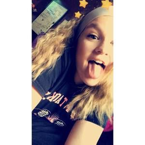 Meet your Posher, Hayley